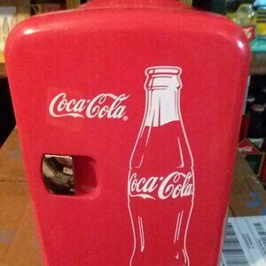 Coca-Cola Miniature Refrigerator Tested Works Great Ice Cold in 10 minutes